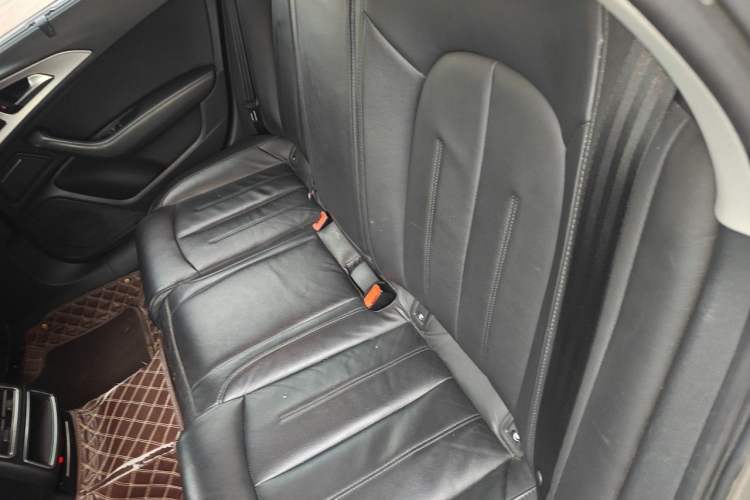 Used Audi A6L 2015 TFSI Millionth Anniversary Intelligent Model Left Rear Seat