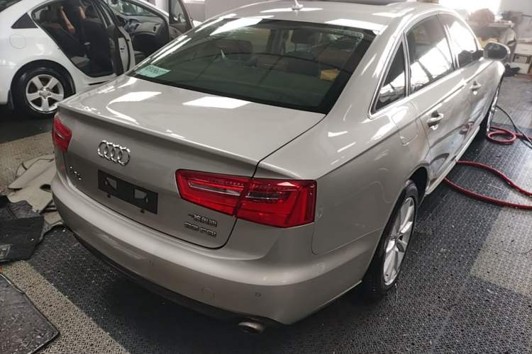 Used Audi A6L 2015 30 FSI Millionth Anniversary Comfort Model Rear Right 45 Deg