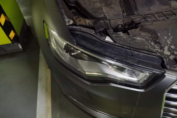 Used Audi A6L 2015 35 FSI quattro Comfort Model Right Front Headlight