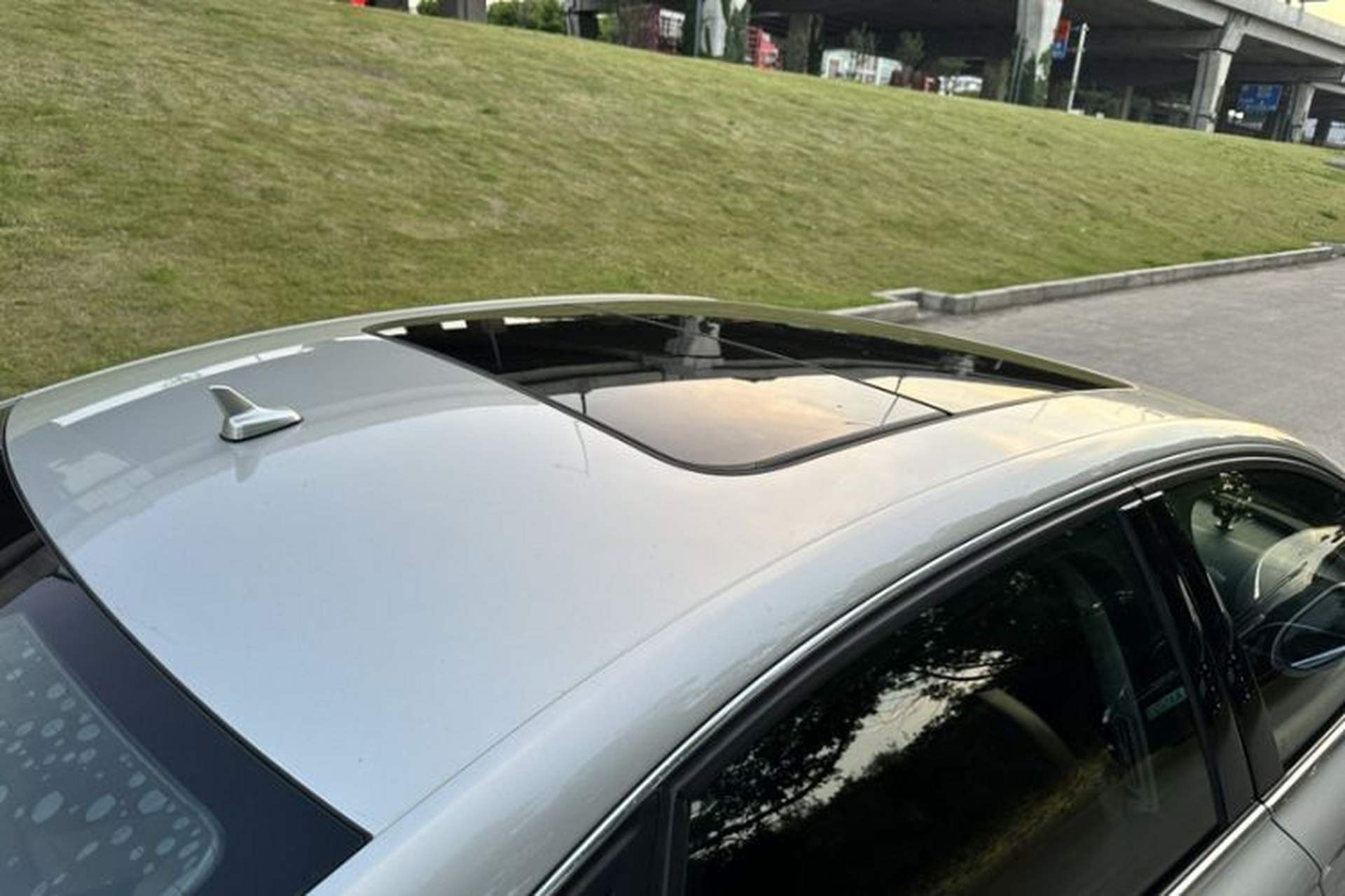Used Audi A6L 2015 30 FSI Millionth Anniversary Comfort Model Roof