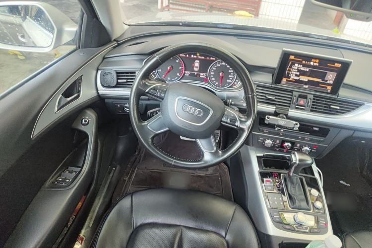 Used Audi A6L 2015 TFSI Millionth Anniversary Intelligent Model Steering Wheel