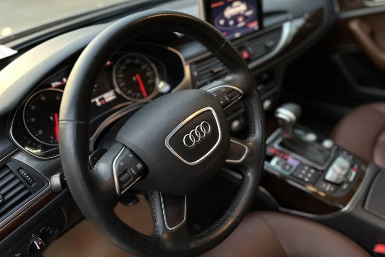 Used Audi A6L 2015 30 FSI Millionth Anniversary Comfort Model Steering Wheel