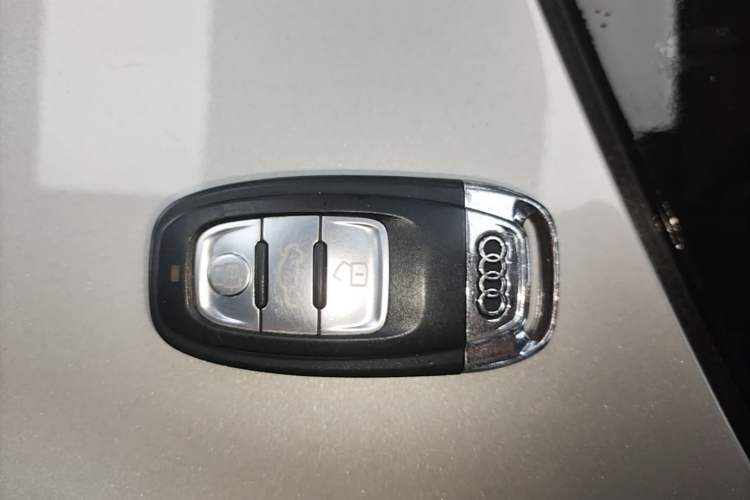 Used Audi A6L 2015 30 FSI Millionth Anniversary Comfort Model Vehicle Key