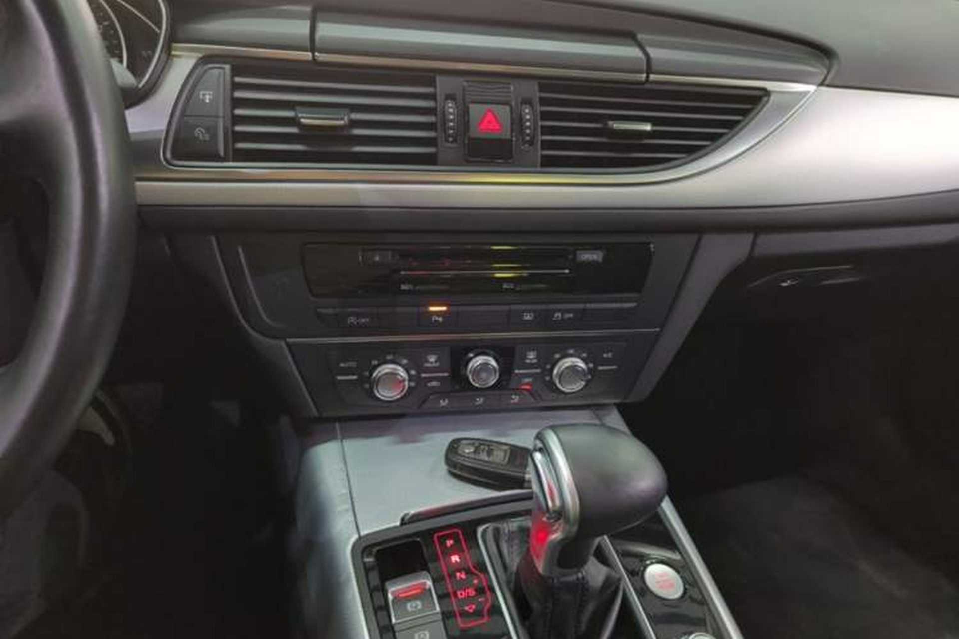 Used Audi A6L 2015 TFSI Millionth Anniversary Intelligent Model Audio And AC Panel