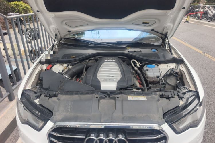 Used Audi A6L 2015 30 FSI Millionth Anniversary Comfort Model Engine Bay