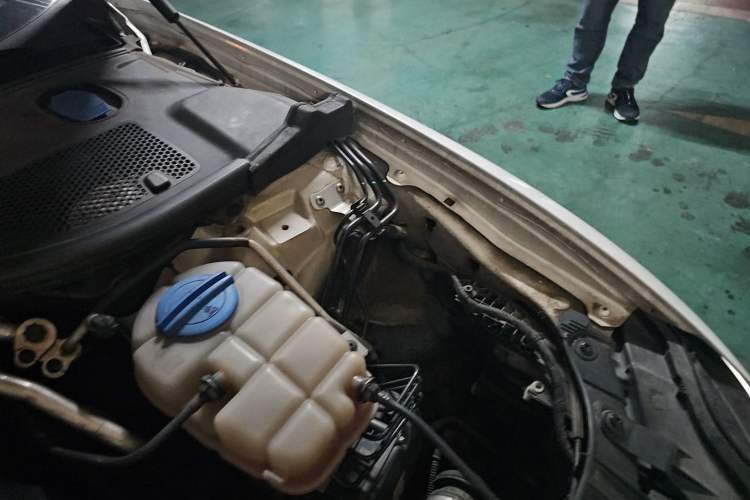 Used Audi A6L 2015 TFSI Millionth Anniversary Intelligent Model Engine Bay Left