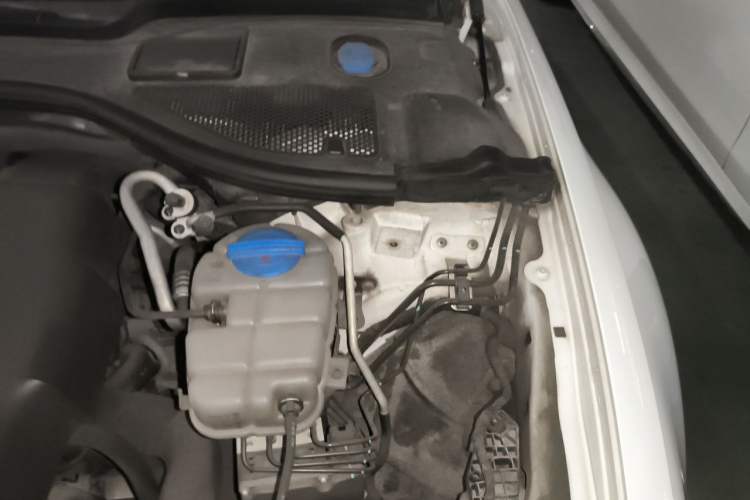 Used Audi A6L 2015 TFSI Millionth Anniversary Intelligent Model Engine Bay Left
