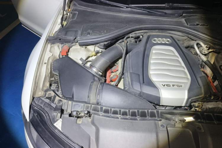 Used Audi A6L 2015 30 FSI Millionth Anniversary Comfort Model Engine Bay Right