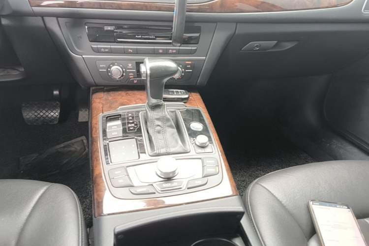 Used Audi A6L 2015 TFSI Millionth Anniversary Intelligent Model Gear Lever