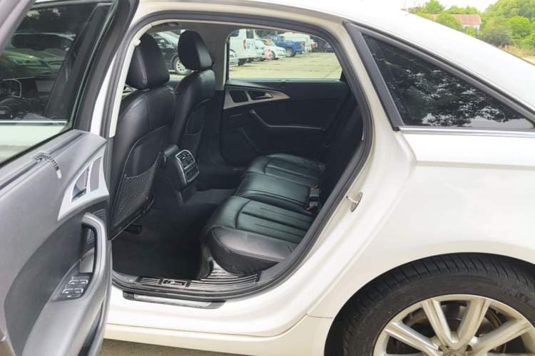 Used Audi A6L 2015 TFSI Millionth Anniversary Intelligent Model Left Rear Seat