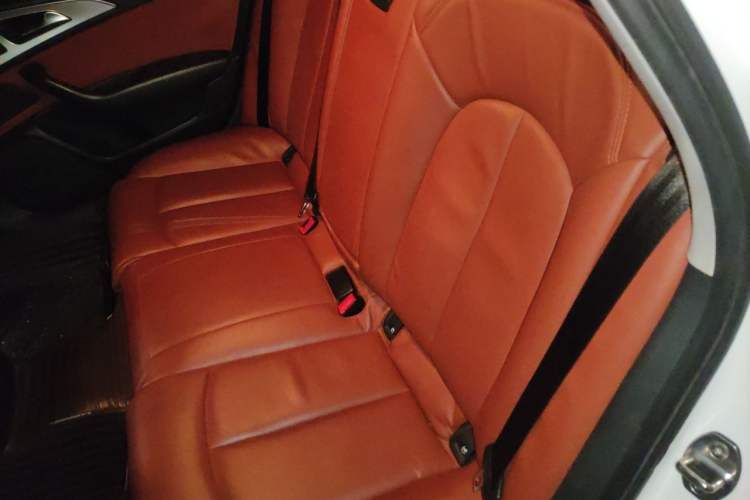 Used Audi A6L 2015 TFSI Millionth Anniversary Intelligent Model Left Rear Seat