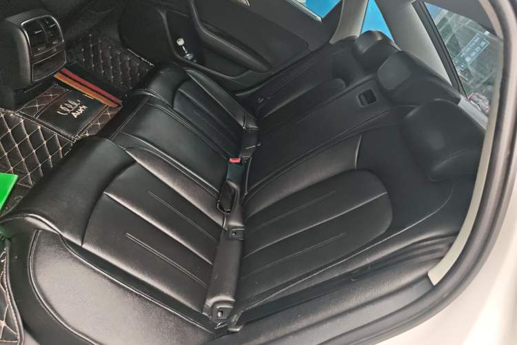 Used Audi A6L 2015 TFSI Millionth Anniversary Intelligent Model Left Rear Seat