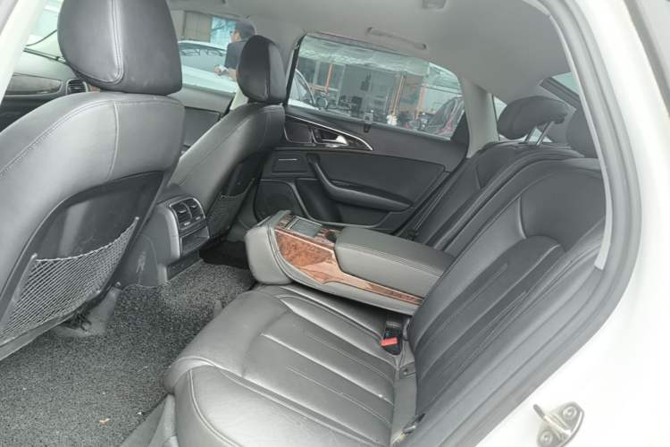 Used Audi A6L 2015 TFSI Millionth Anniversary Intelligent Model Left Rear Seat