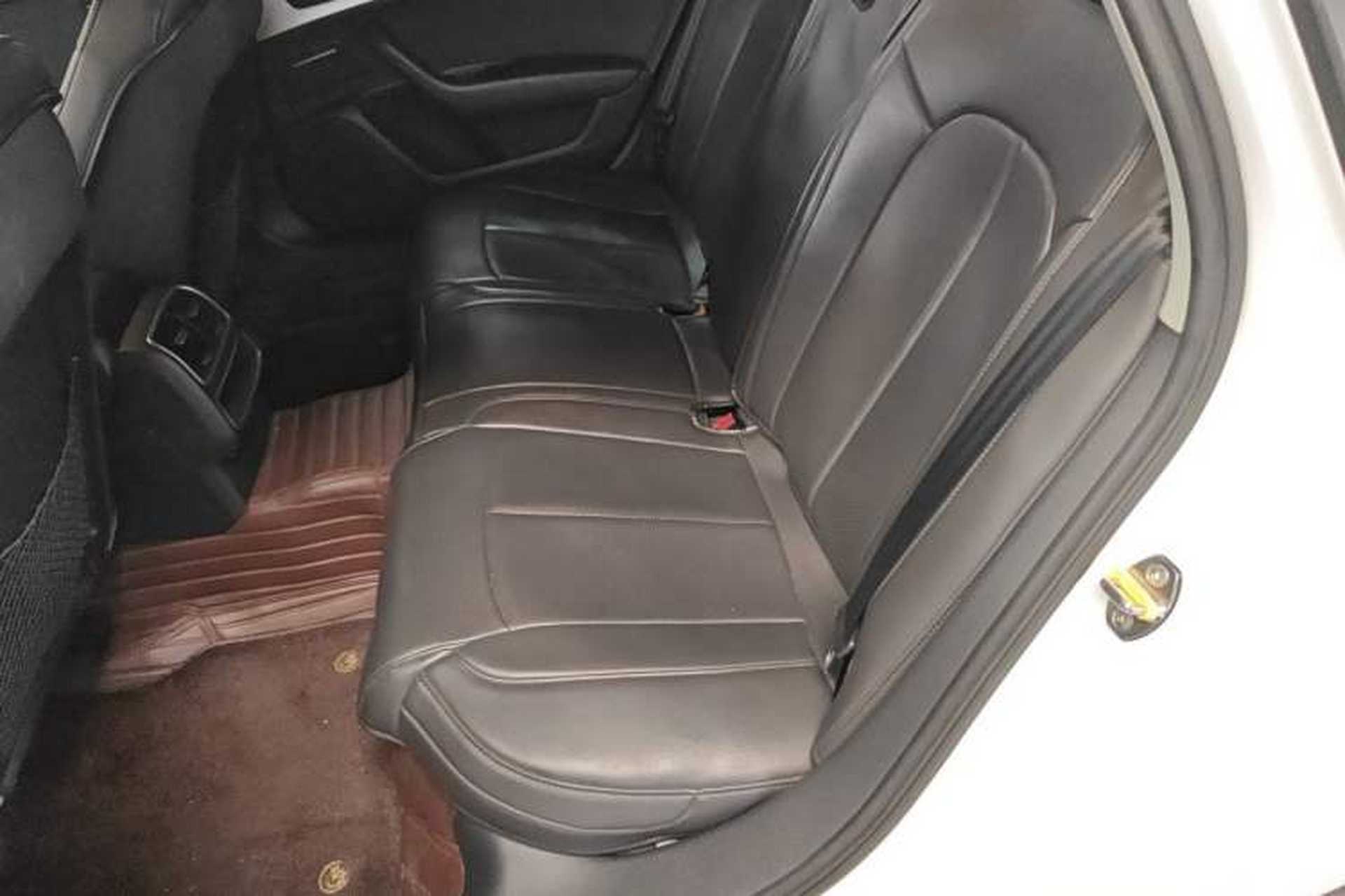 Used Audi A6L 2015 TFSI Millionth Anniversary Intelligent Model Left Rear Seat