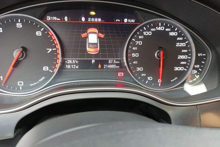 Used Audi A6L 2015 TFSI Millionth Anniversary Intelligent Model Odometer Close Up