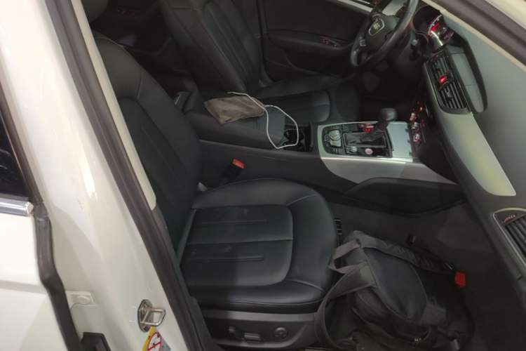 Used Audi A6L 2015 TFSI Millionth Anniversary Intelligent Model Right Front Seat