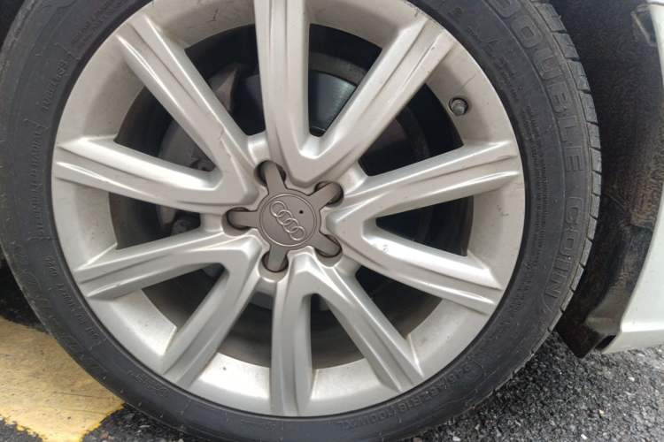 Used Audi A6L 2015 30 FSI Millionth Anniversary Comfort Model Right Front Wheel Hub