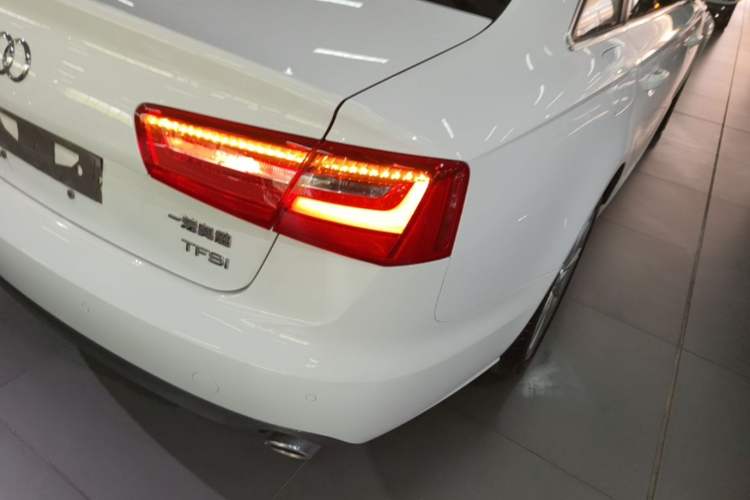 Used Audi A6L 2015 TFSI Millionth Anniversary Intelligent Model Right Rear Taillight