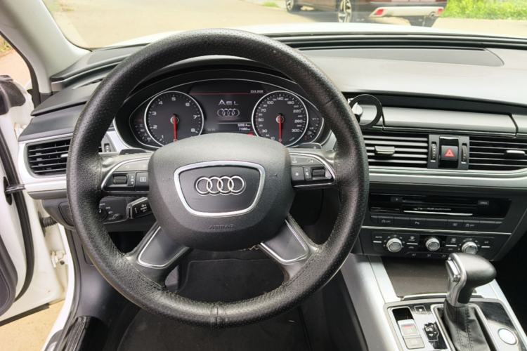 Used Audi A6L 2015 TFSI Millionth Anniversary Intelligent Model Steering Wheel