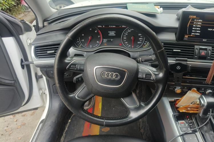 Used Audi A6L 2015 TFSI Millionth Anniversary Intelligent Model Steering Wheel