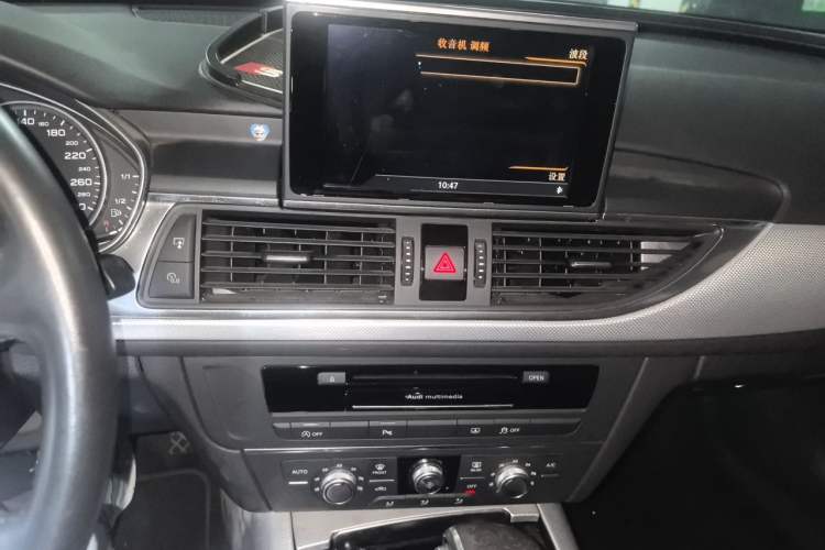 Used Audi A6L 2015 TFSI Millionth Anniversary Intelligent Model Audio And AC Panel