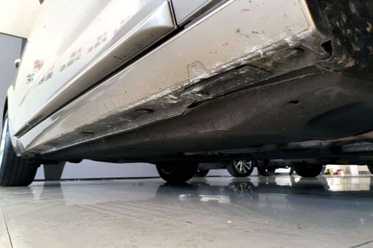 Used Audi A6L 2015 TFSI Millionth Anniversary Intelligent Model Right Side Sill
