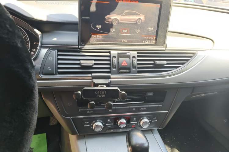 Used Audi A6L 2016 TFSI Technology Edition Audio And AC Panel