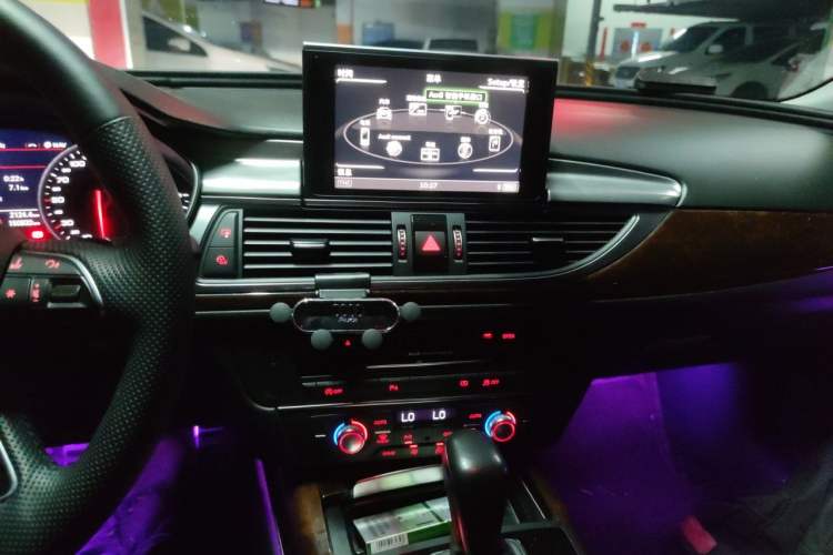 Used Audi A6L 2016 TFSI Comfort Model Audio And AC Panel