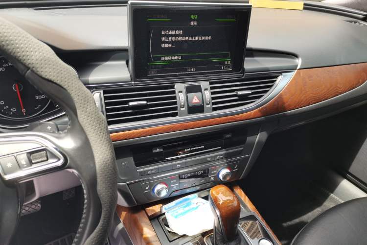 Used Audi A6L 2016 TFSI Sport Edition Audio And AC Panel