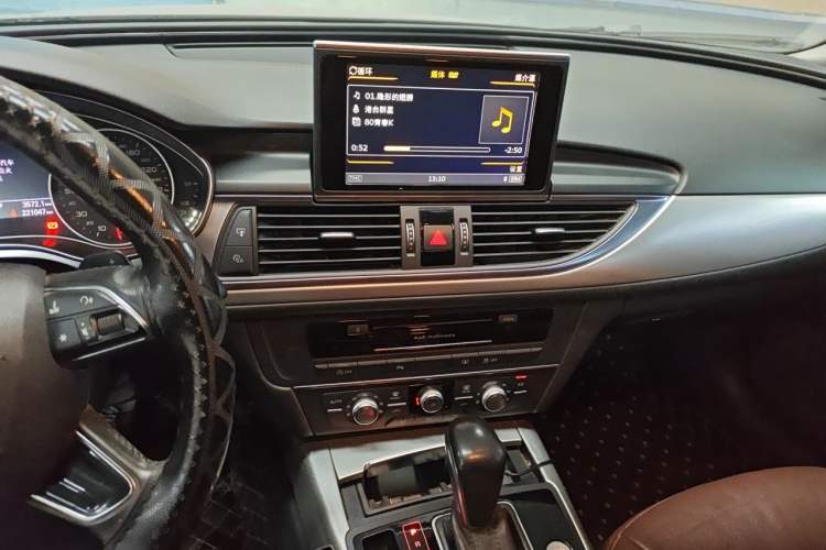 Used Audi A6L 2016 TFSI Technology Edition Audio And AC Panel