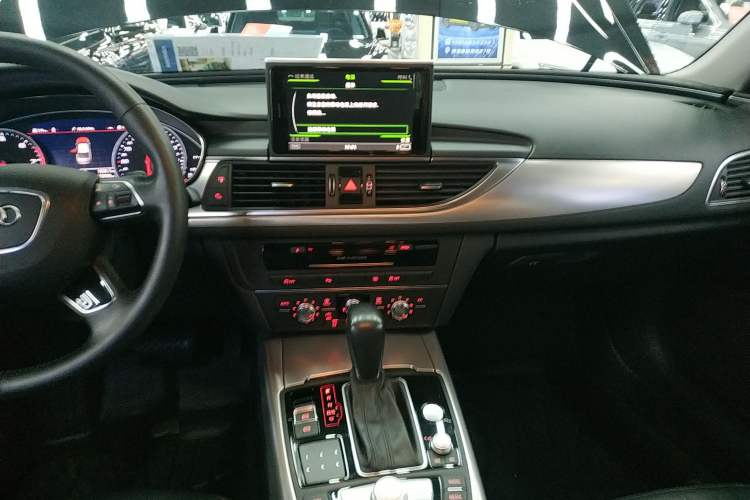 Used Audi A6L 2016 30 FSI Technology Model Audio And AC Panel
