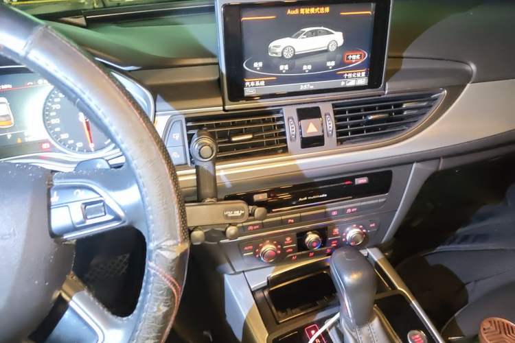 Used Audi A6L 2016 TFSI Technology Edition Audio And AC Panel