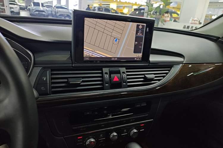 Used Audi A6L 2016 30 FSI Technology Model Audio And AC Panel