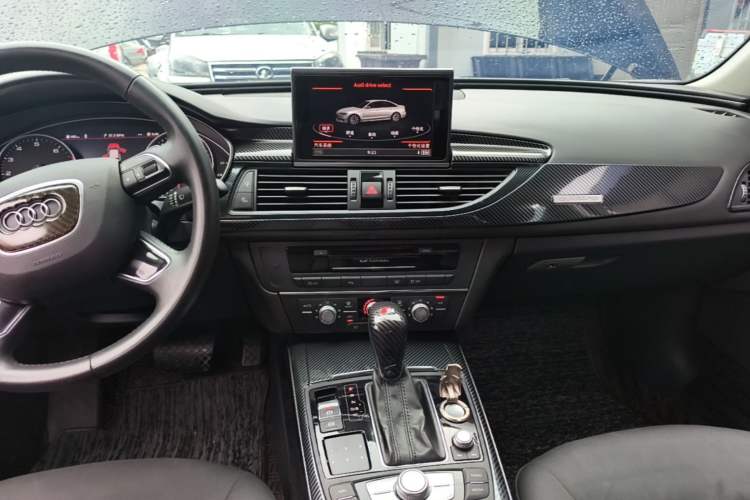 Used Audi A6L 2016 TFSI Technology Edition Audio And AC Panel