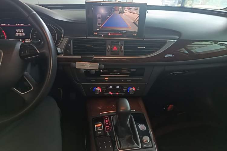 Used Audi A6L 2016 30 FSI Comfort Version Audio And AC Panel
