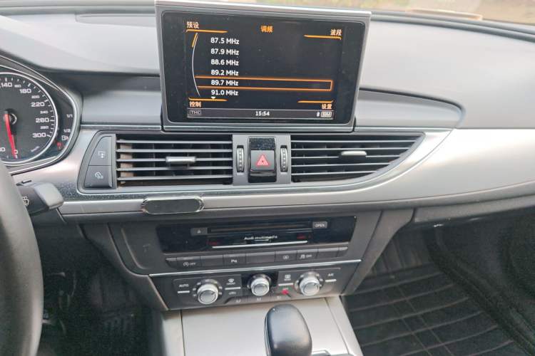 Used Audi A6L 2016 TFSI Technology Edition Audio And AC Panel
