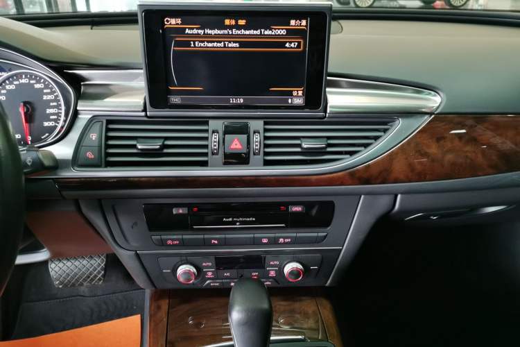 Used Audi A6L 2016 30 FSI Comfort Version Audio And AC Panel