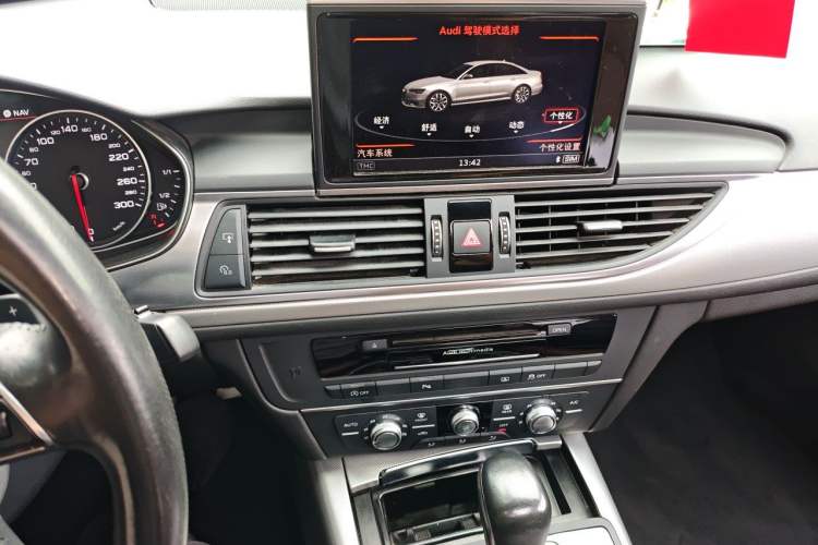 Used Audi A6L 2016 TFSI Technology Edition Audio And AC Panel