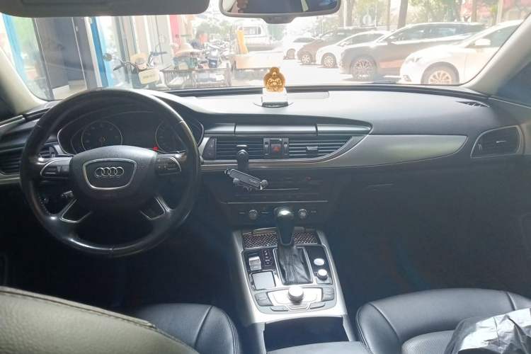 Used Audi A6L 2016 TFSI Technology Edition Center Console