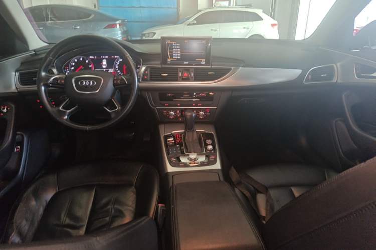 Used Audi A6L 2016 TFSI Technology Edition Center Console