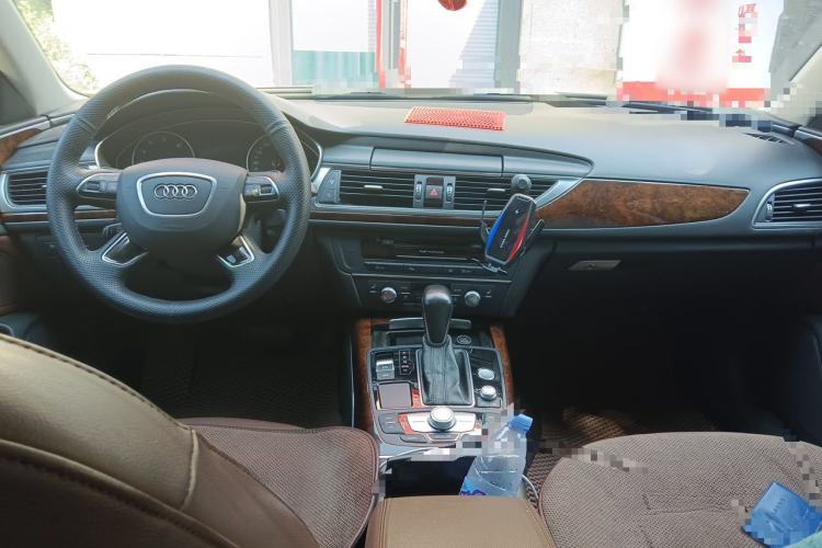 Used Audi A6L 2016 TFSI Comfort Model Center Console