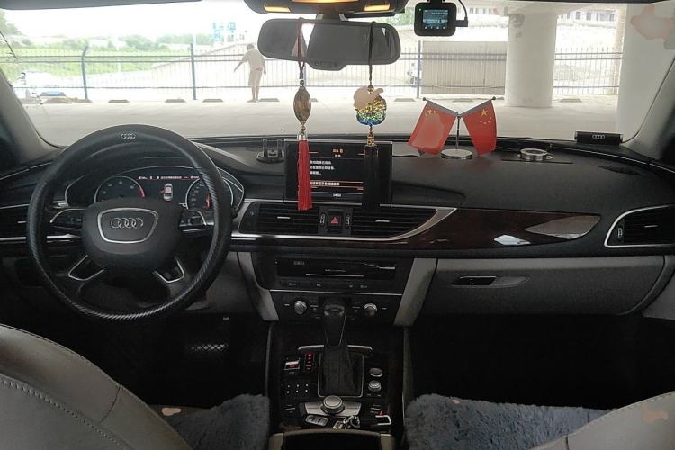 Used Audi A6L 2016 30 FSI Comfort Version Center Console