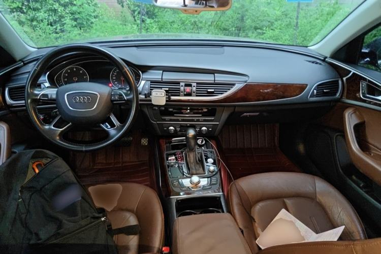 Used Audi A6L 2016 30 FSI Comfort Version Center Console