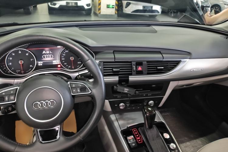 Used Audi A6L 2016 45 TFSI quattro Sport Edition Center Console