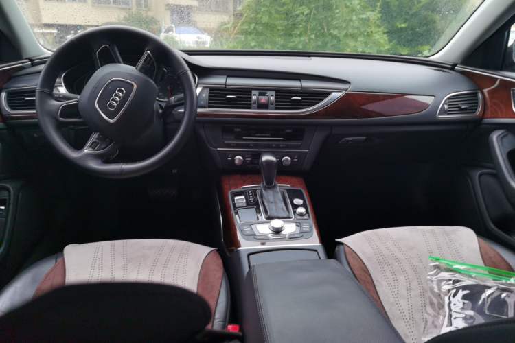 Used Audi A6L 2016 30 FSI Comfort Version Center Console