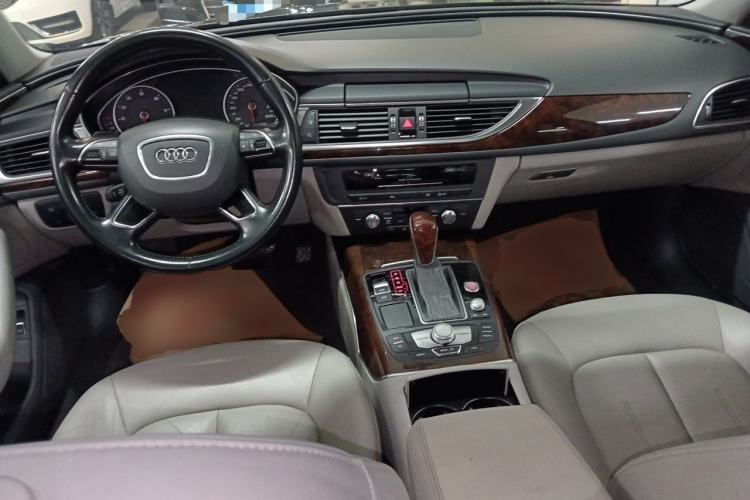 Used Audi A6L 2016 30 FSI Comfort Version Center Console