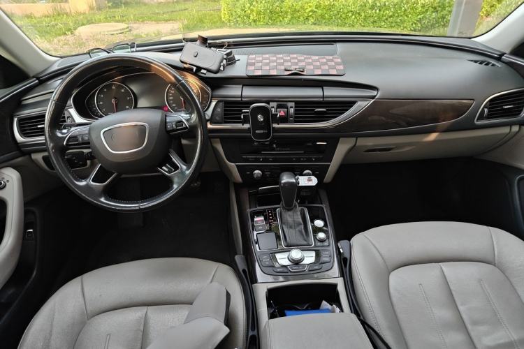 Used Audi A6L 2016 30 FSI Technology Model Center Console