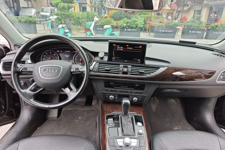 Used Audi A6L 2016 TFSI Comfort Model Center Console