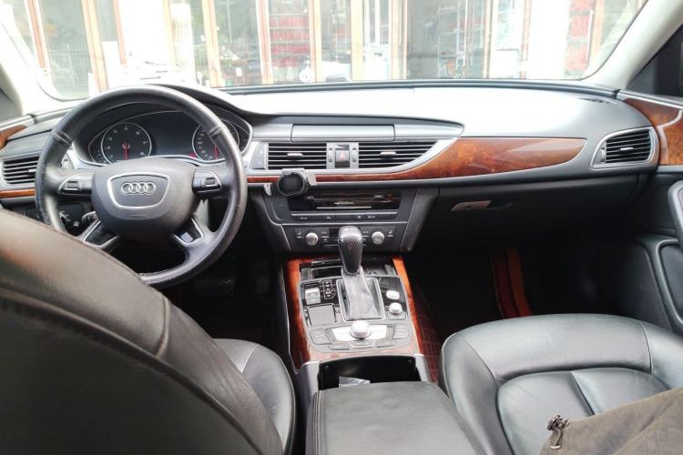 Used Audi A6L 2016 30 FSI Comfort Version Center Console