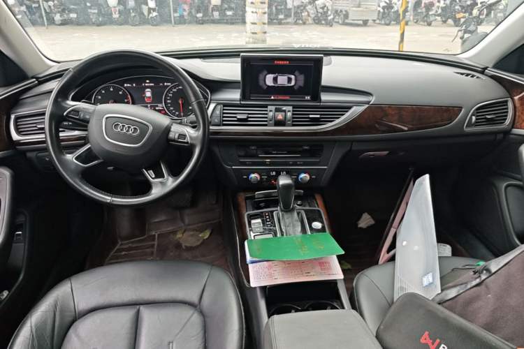 Used Audi A6L 2016 TFSI Comfort Model Center Console